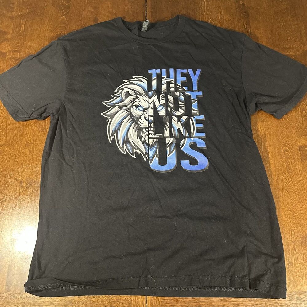 Detroit Lions Shirt Mens Large Black NFL Football Gildan Graphic Tee T-Shirt